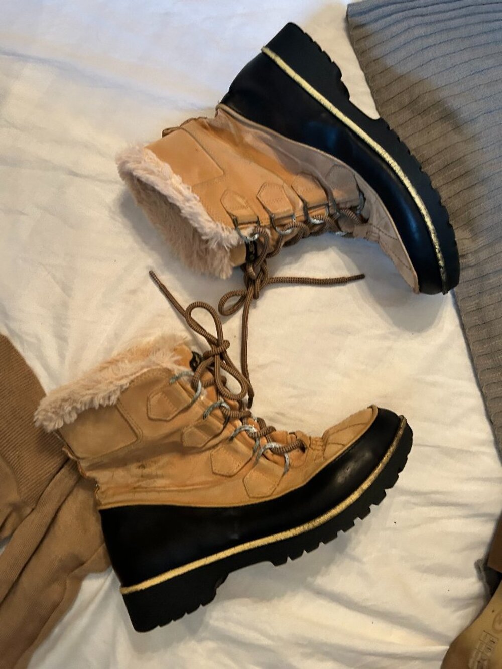JBU size 7 boots shoes womens gently used seven gorpcore faux leather rubber